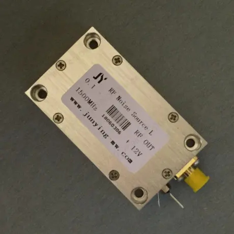 Engineering Grade RF Noise Sig - Spectrum Analyzer Tracking Generator 1.5Ghz recension och pris